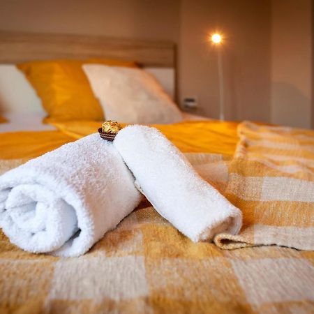 Room And Apartments Antea Rovinj Exterior photo