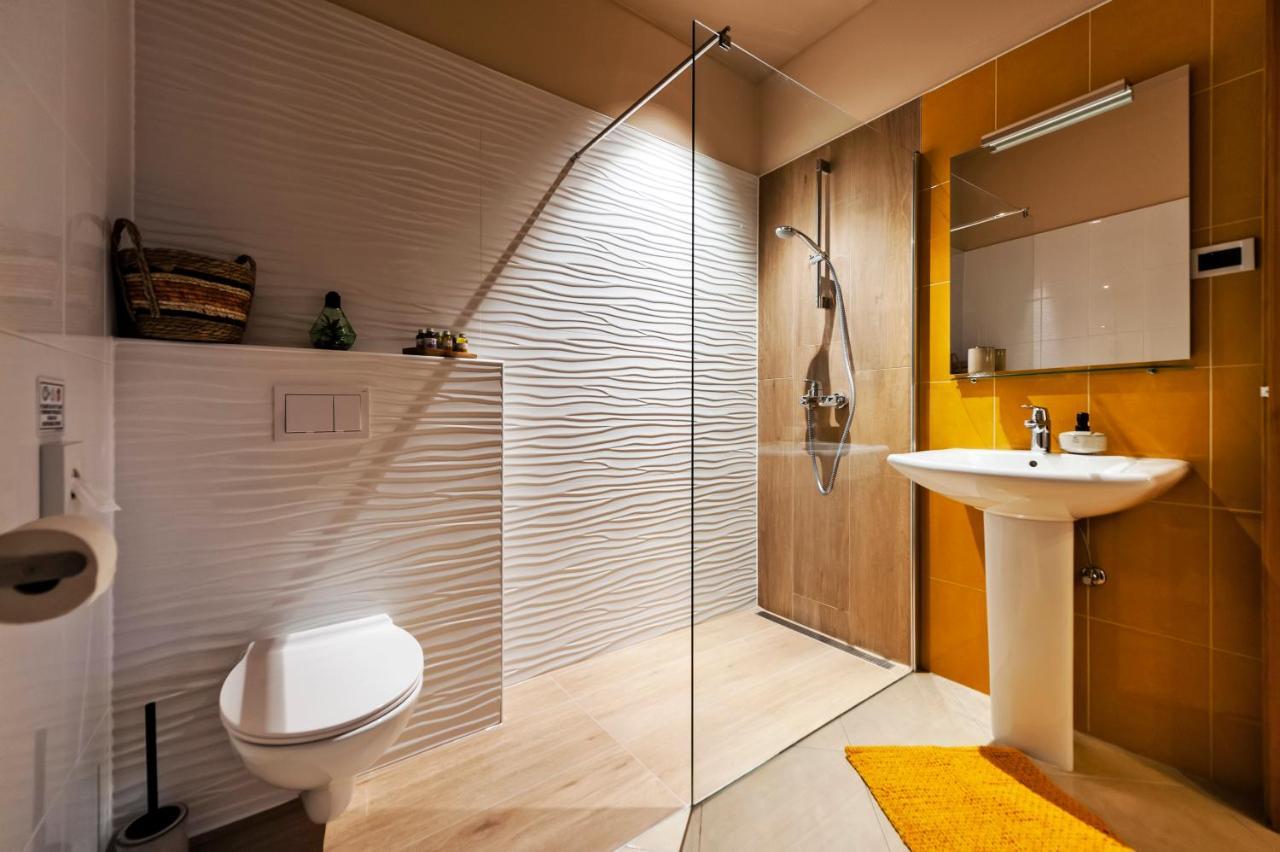 Room And Apartments Antea Rovinj Exterior photo