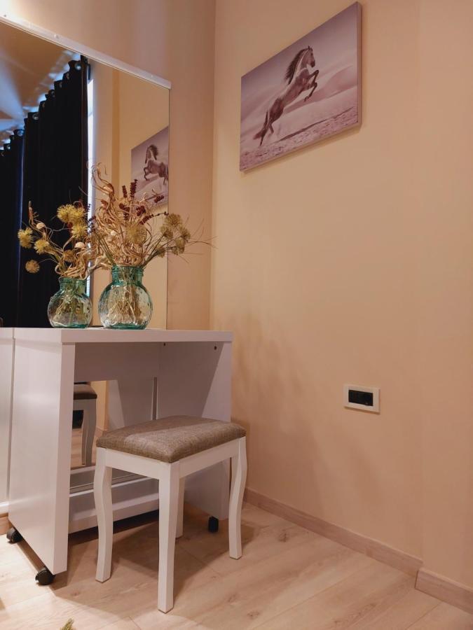 Room And Apartments Antea Rovinj Exterior photo